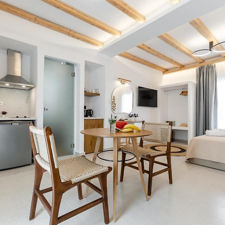 Birikos Hotel & Suites Agios Prokopios  Buitenkant foto