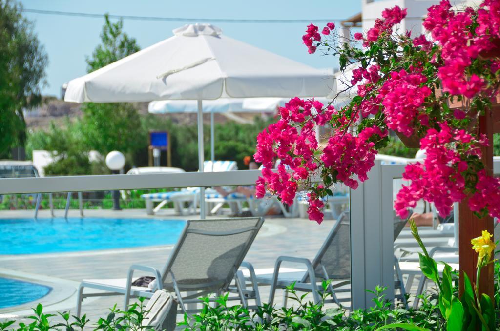 Birikos Hotel & Suites Agios Prokopios  Buitenkant foto