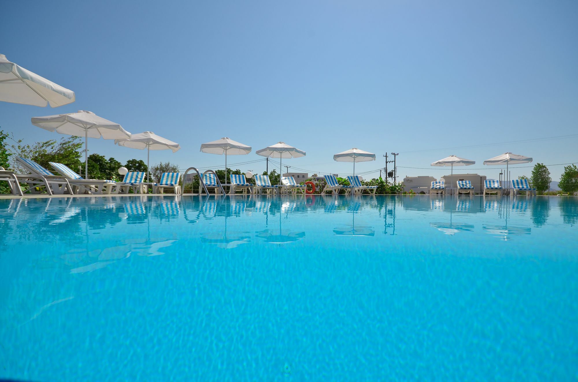 Birikos Hotel & Suites Agios Prokopios  Buitenkant foto